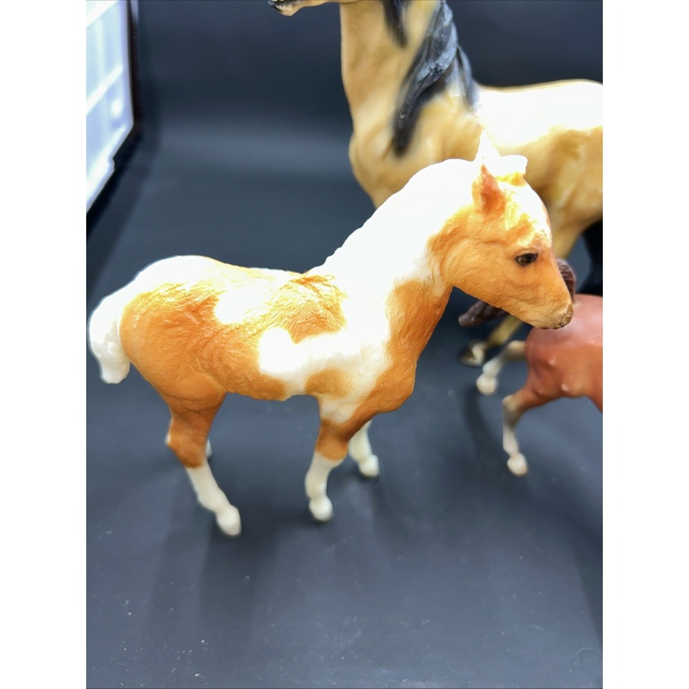 Lot Of Three Vintage Breyer Horses - Picture 2 of 12
